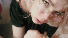 Eye Contact Blow-Job In Glasses Barbie Pov