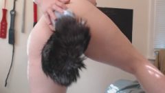 Chelle Silverstein Shows Us Off Her Tail Plug And Perfect Naked Body.